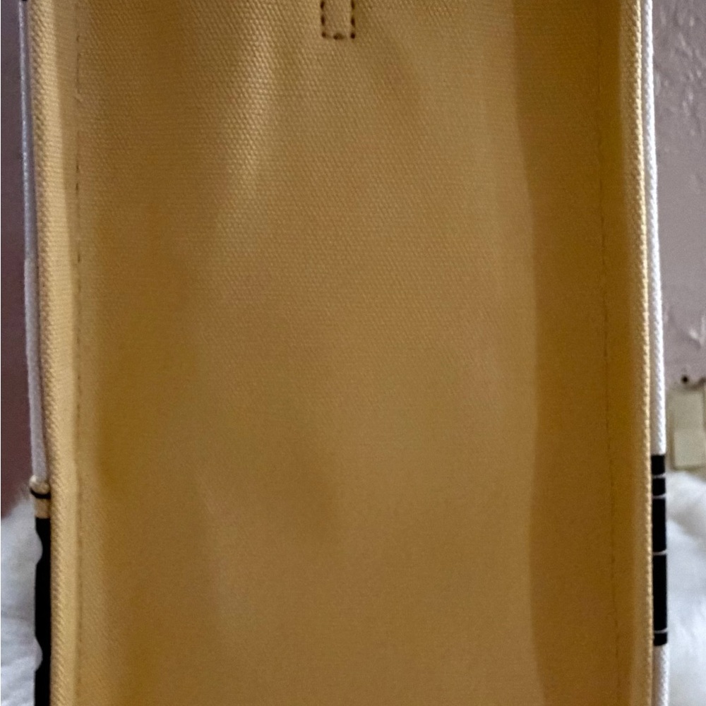 Marc Jacobs X Derrick Adams Artist Capsule Collection Tote Sold Out Gently Loved - Picture 5 of 14